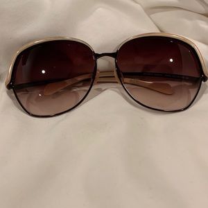 Oliver Peoples Sacha Sunglasses